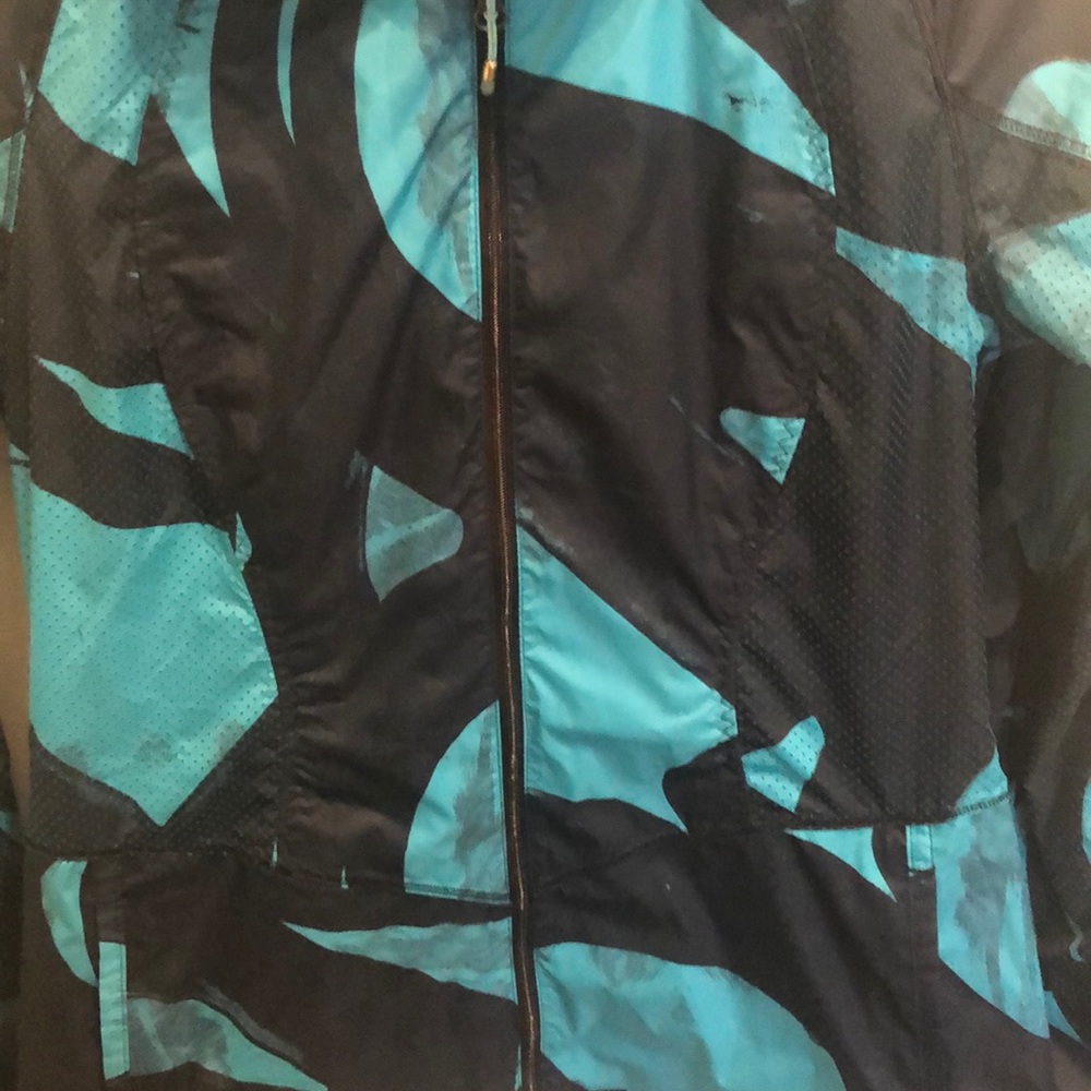 Lululemon Lightweight Jacket - image 3